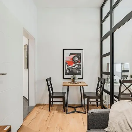 Zeus Design Herz Apartment *