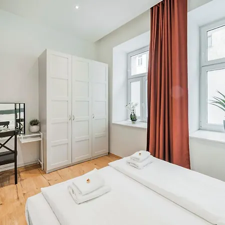 Zeus Design Herz Apartment