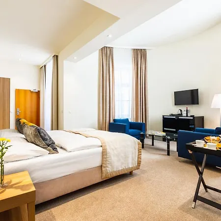 Aparthotel Hilight 4*