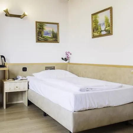 Lenas 3* Wien