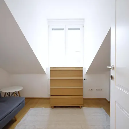 Apartment Heymi Opernring *
