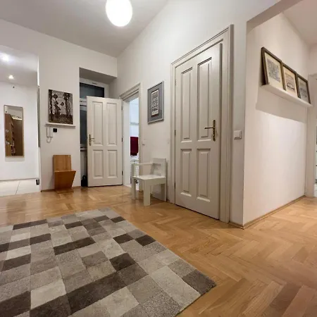 Appartamento Design By Rabe - Kostenfreier Parkplatz & Netflix & Coffee-bar - Nahe Schloss Schoenbrunn Vienna