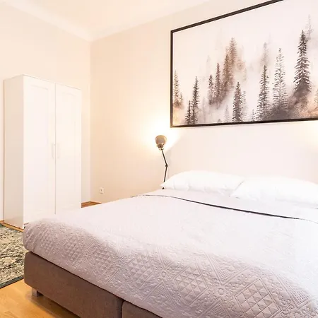 Ottakringer Apartment *