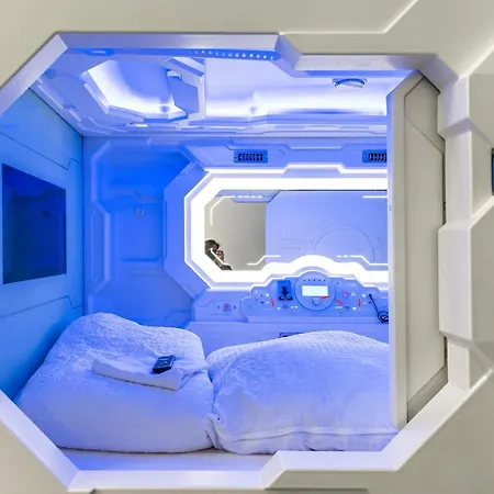 Space - Hall *