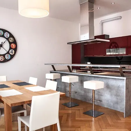 Riess Rotenhofgasse | Contactless Check-in Apartment Vienna
