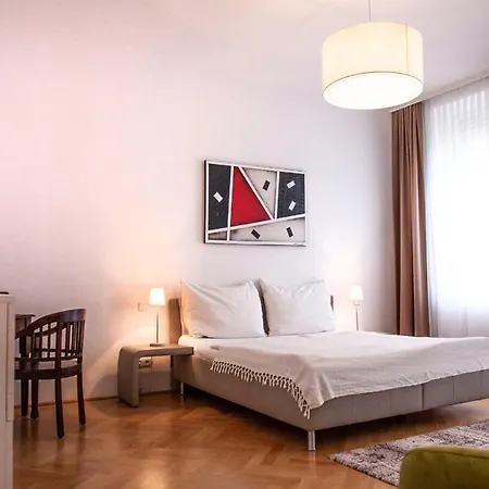 Riess Rotenhofgasse | Contactless Check-in * Vienna