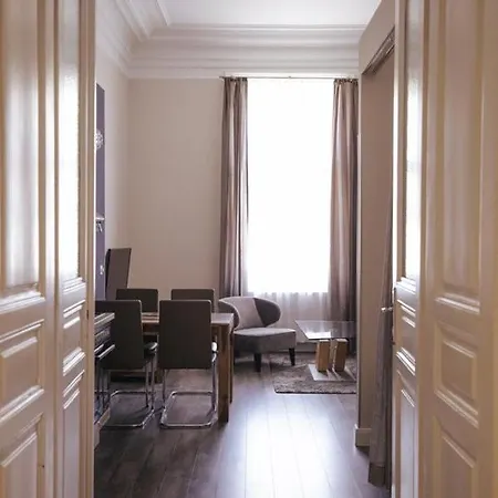 Kh Universitaet Apartment *