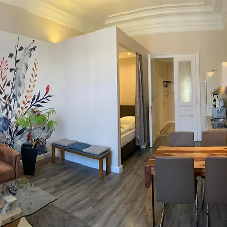 Apartment Kh Universitaet *