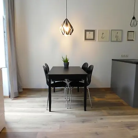 Apartment Max, Ruhige Sonnige In Praternahe