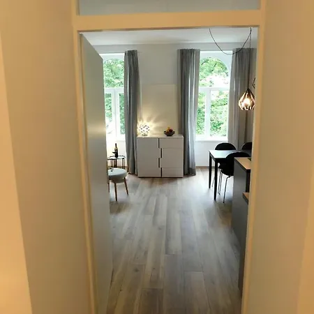 Max, Ruhige Sonnige In Praternahe Vienna