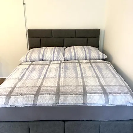 Apartment Max, Ruhige Sonnige In Praternahe *