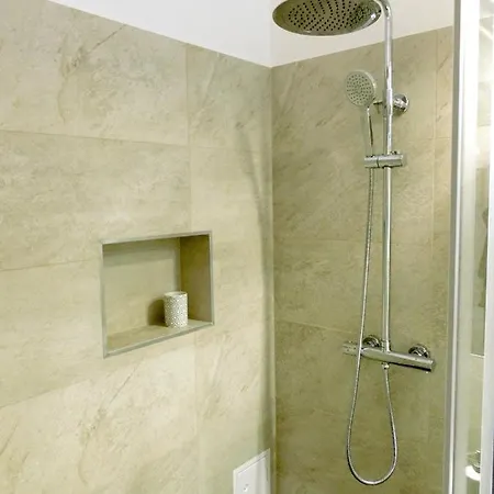 Apartment Max, Ruhige Sonnige In Praternahe Vienna