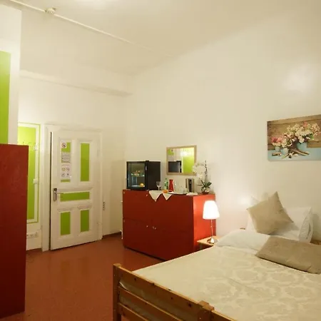 Hostel Westend