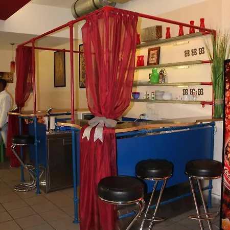 Westend Hostel *