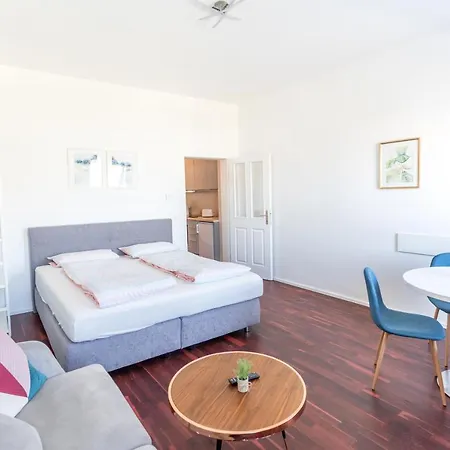 Comfortable 1100 With Contactless Check-in Apartmán *