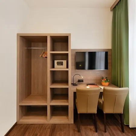 Hotel Lucia