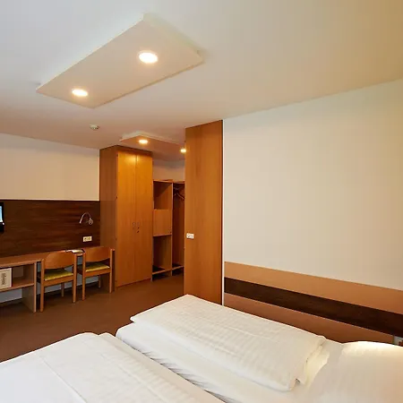 Hotel Kolping Zentral 2*