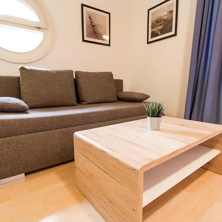 Apartmenthaus Hietzing I Contactless Check-in Viena