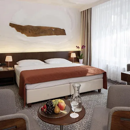 Austria Trend Europa Hotel 4*