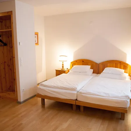 Caroline Hotel 3*