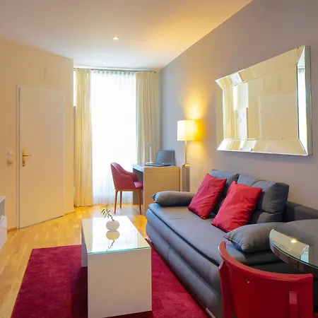 The Levante Rathaus 4* Vídeň