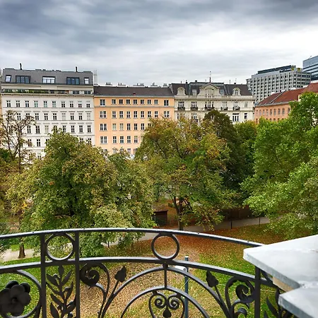 K+k Palais Hotel 4*
