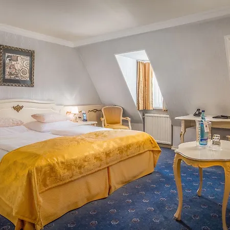 Roemischer Kaiser 4* Вена