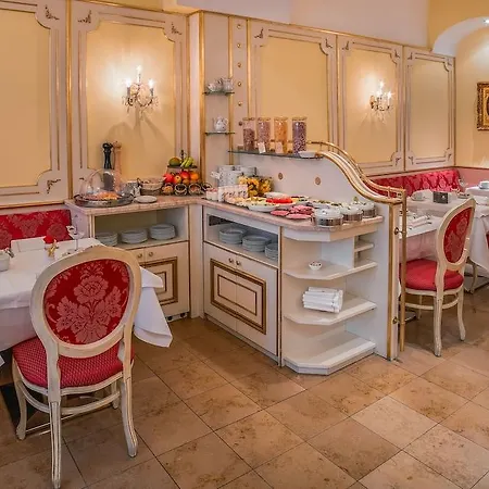 Roemischer Kaiser 4* Вена