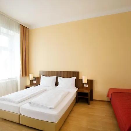 Hahn 3* Vienna