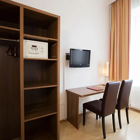 Hahn Hotel Vienna