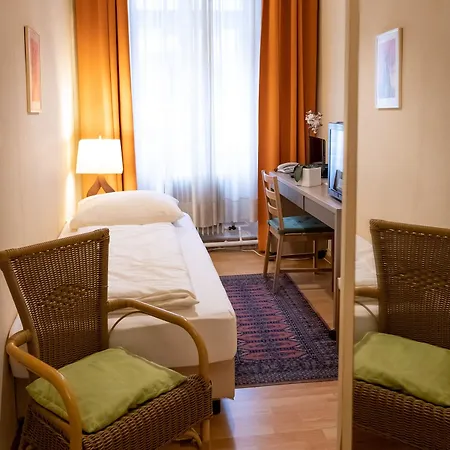 Bed & Breakfast Mariahilf 3*