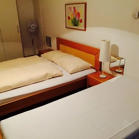 Bed & Breakfast Mariahilf 3*