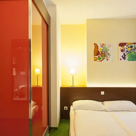 Stadthalle Bed & Breakfast