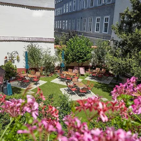 Urban Jungle Hotel apartamentowy Wiedeń