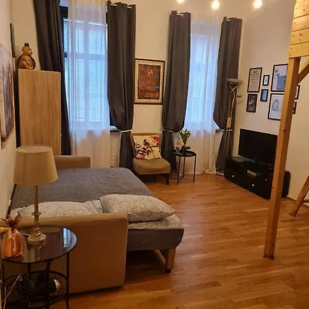 Apartment Demel
