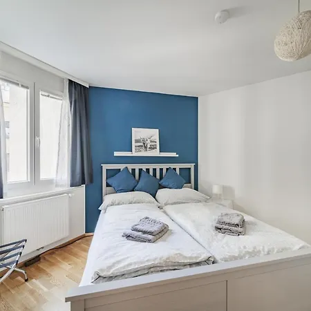 17 C&j's Apartmán *