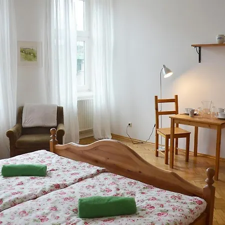 1090 * Vienna
