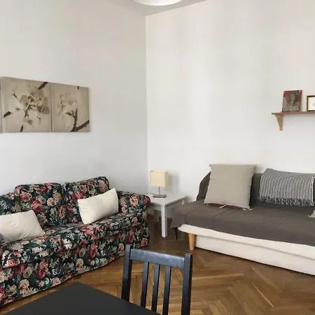 Apartment 1090