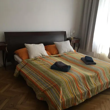 1090 *