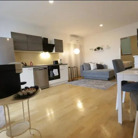 Apartment Stadtparadies L Dg5'14 Vienna