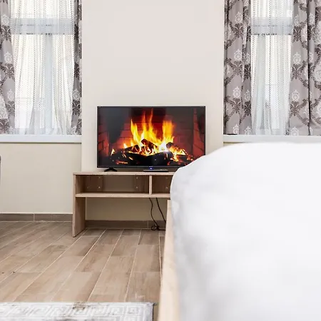 Apartment Comfortable Romantic 1 Bedroom Near Augarten