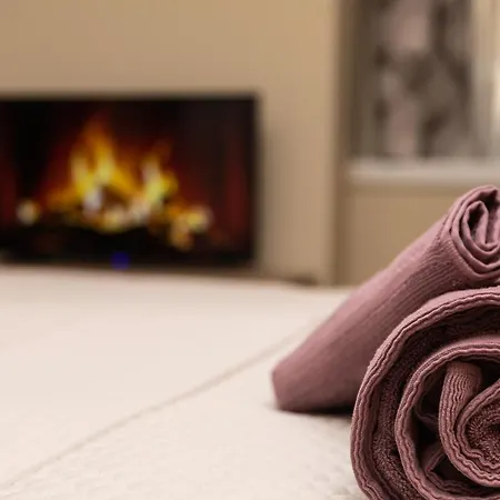 Apartment Comfortable Romantic 1 Bedroom Near Augarten Vienna