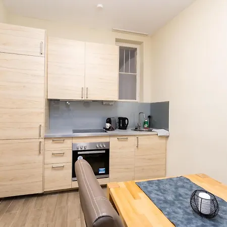 Comfortable Romantic 1 Bedroom Near Augarten