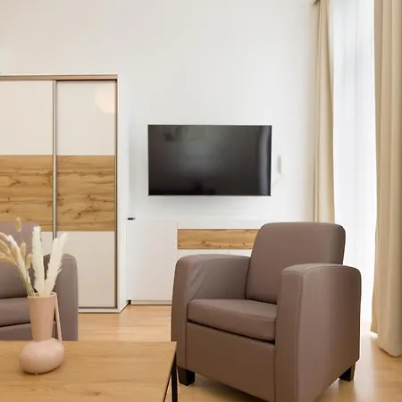 Yourapartment City Center Apartment *