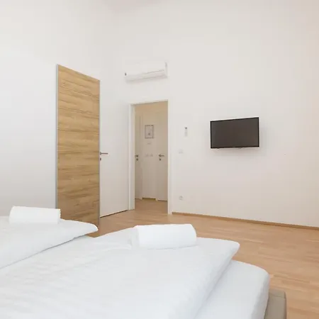 Apartment Yourapartment City Center *