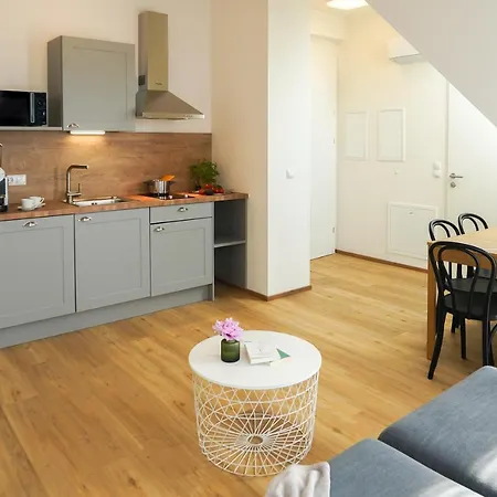 Citadines South 4* Viena