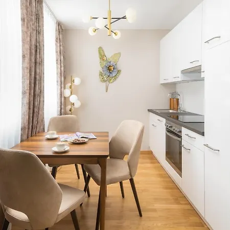 Apartment Abieshomes Serviced - Schönbrunn