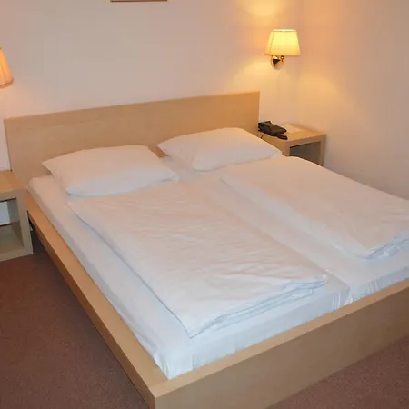Walzerstadt Bed & Breakfast