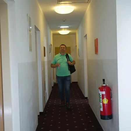 Hotel City Residence 3*