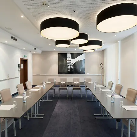 Rathauspark Wien, A Member Of Radisson Individuals Hotel 4*
